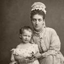 Dronnet Alexandra ja Prinseassa Maud 1872 (Govva: Russel & Sons, Gonagasla&#154; hoavva vuorká)